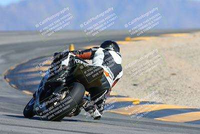 media/Oct-19-2024-CVMA (Sat) [[7df39c5a0d]]/Race 8- Formula 40 MW and LW/